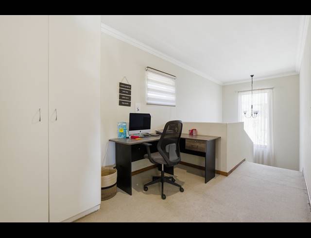 3 BEDROOM HOUSE FOR SALE IN CRAIGAVON